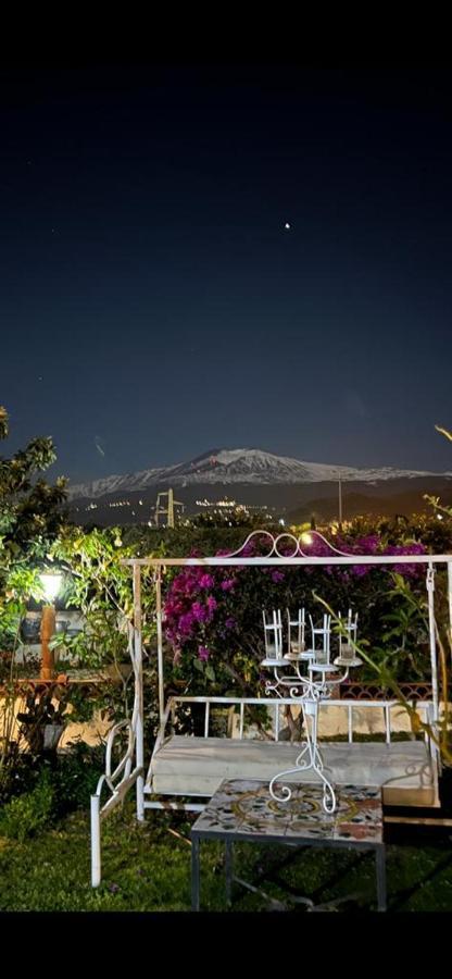 La Capanna Di Giuseppe E Maria Taormina Exterior foto