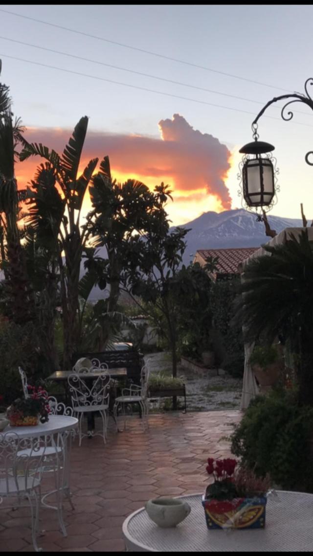 La Capanna Di Giuseppe E Maria Taormina Exterior foto